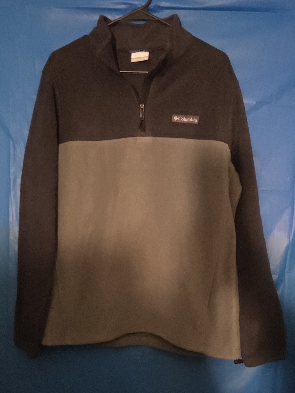 Columbia Men's Two-Tone Quarter-Zip Pullover - Black & Gray